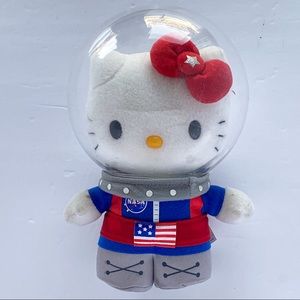 Rare HelloKitty NASA Space Suit Plush2014 USA Astronaut Outer Space Sanrio 8-10”